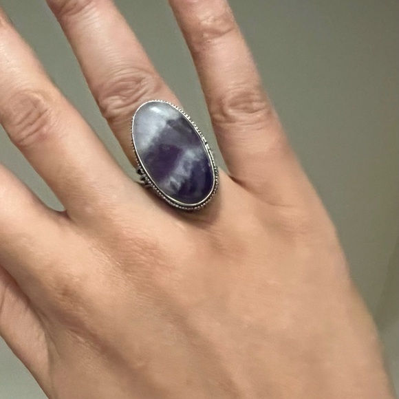 Chevron Amethyst 925 Gemstone Ring size 7.25 - Picture 4 of 6